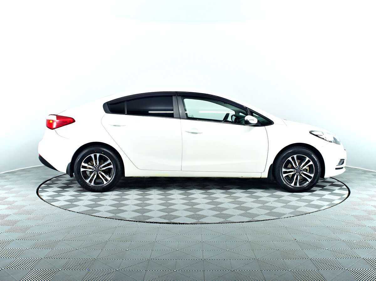 Купить Kia Cerato с пробегом. Фото: #3