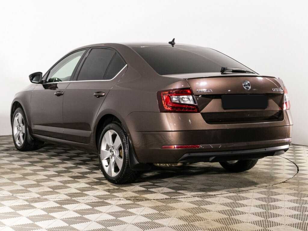 Купить Skoda Octavia с пробегом. Фото: #6