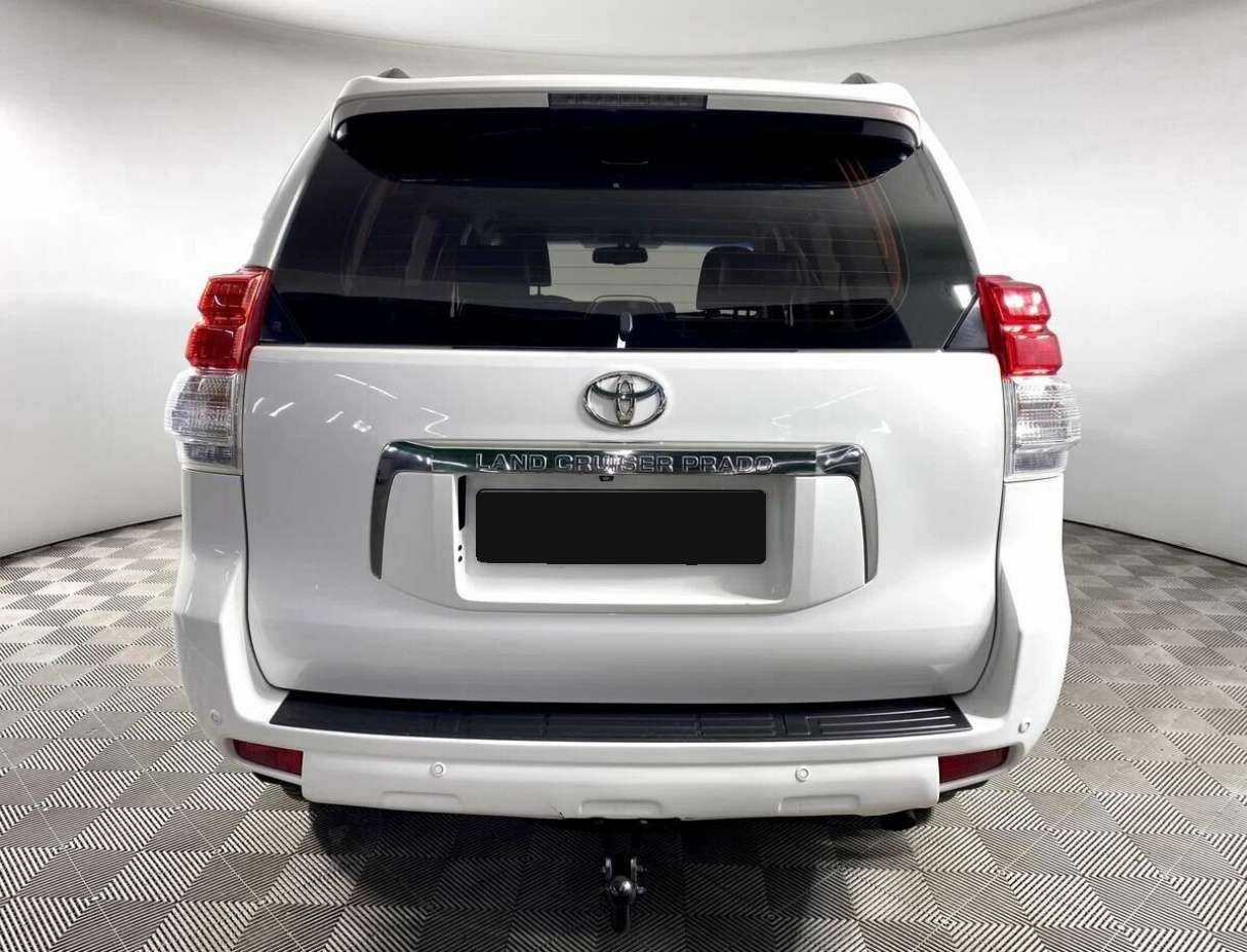 Купить Toyota Land Cruiser Prado с пробегом. Фото: #5