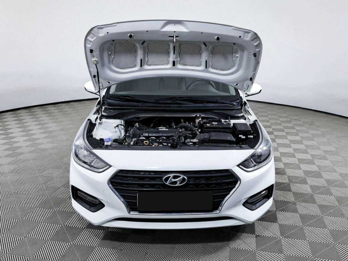 Купить Hyundai Solaris с пробегом. Фото: #7