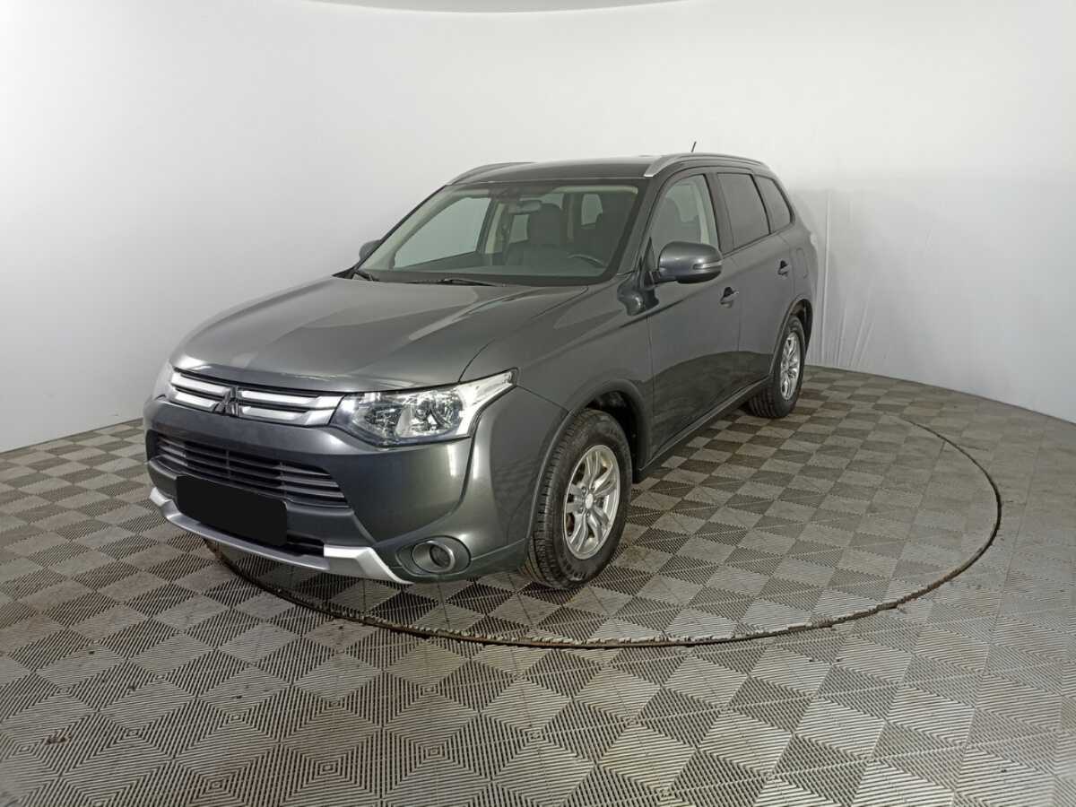 Купить Mitsubishi Outlander с пробегом. Посмотреть фото