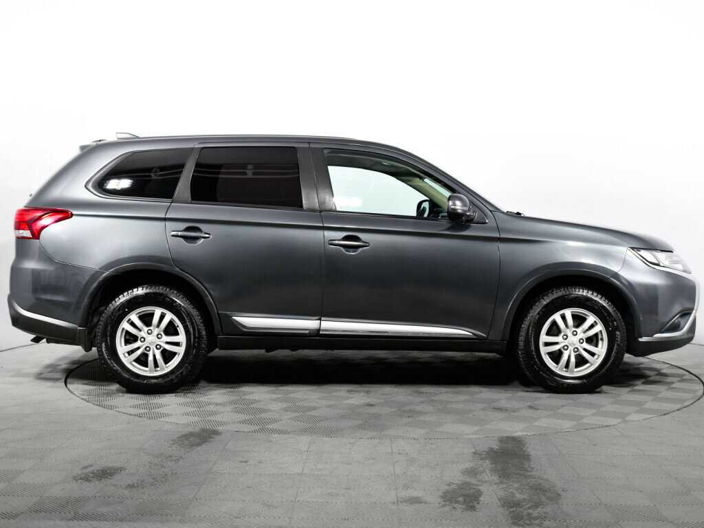 Купить Mitsubishi Outlander с пробегом. Фото: #3