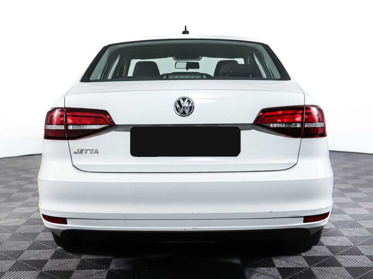 Купить Volkswagen Jetta с пробегом. Фото: #2