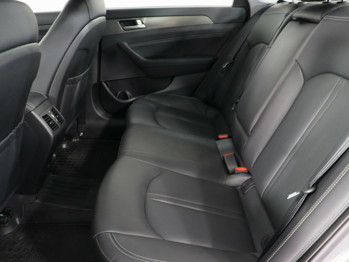 Купить Hyundai Sonata с пробегом. Фото: #8