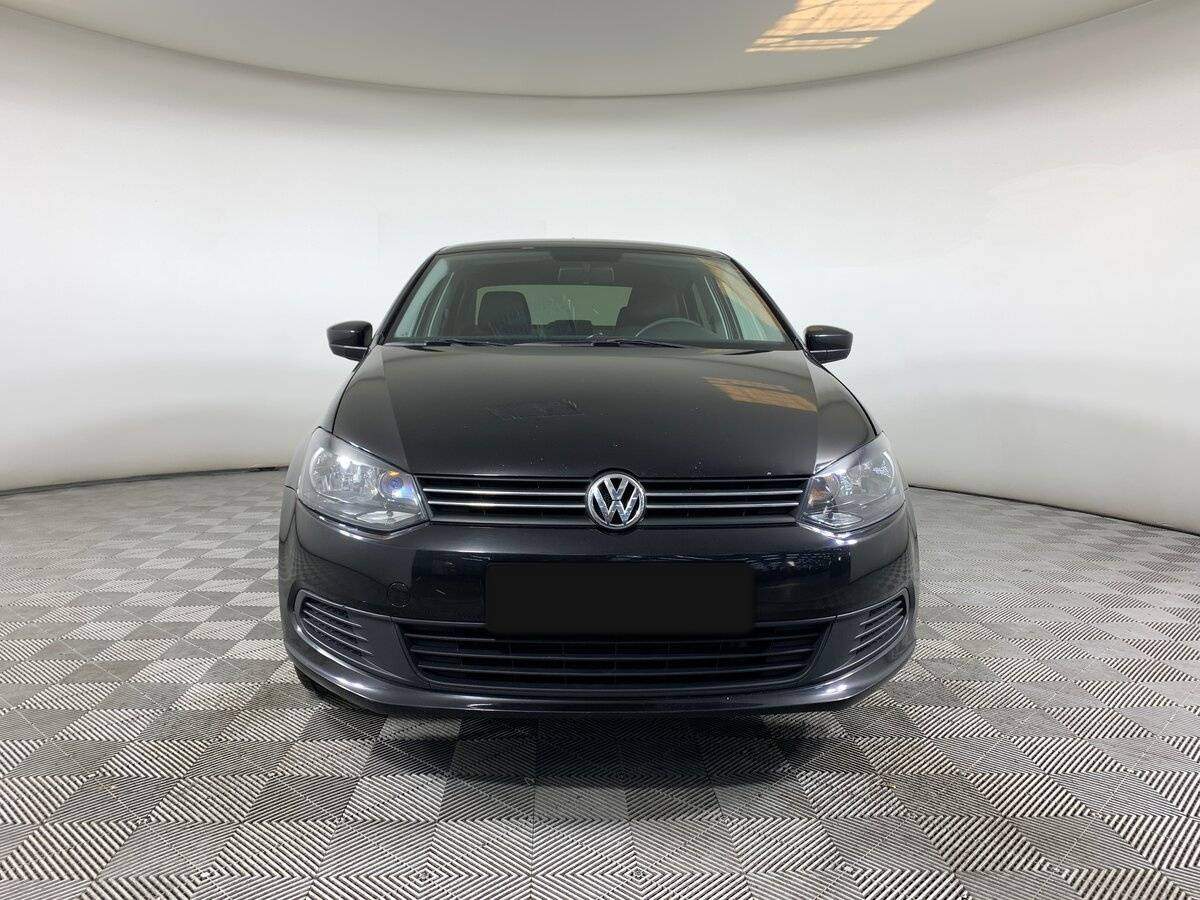 Купить Volkswagen Polo с пробегом. Фото: #1