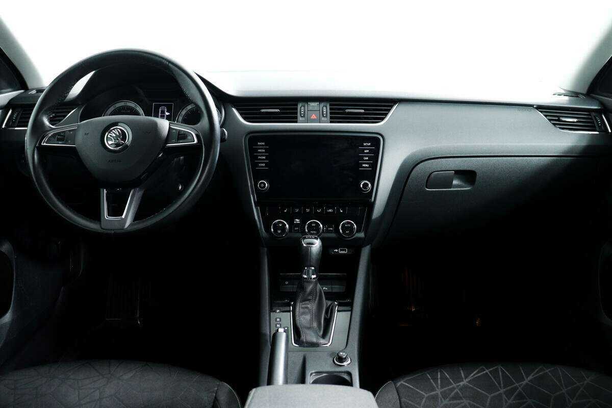 Купить Skoda Octavia с пробегом. Фото: #10