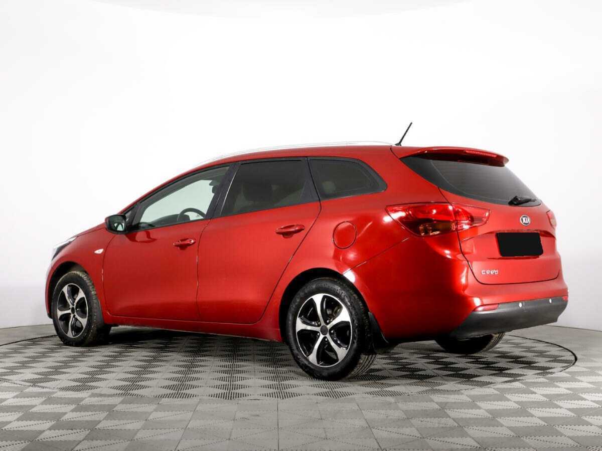Купить Kia Ceed с пробегом. Фото: #6
