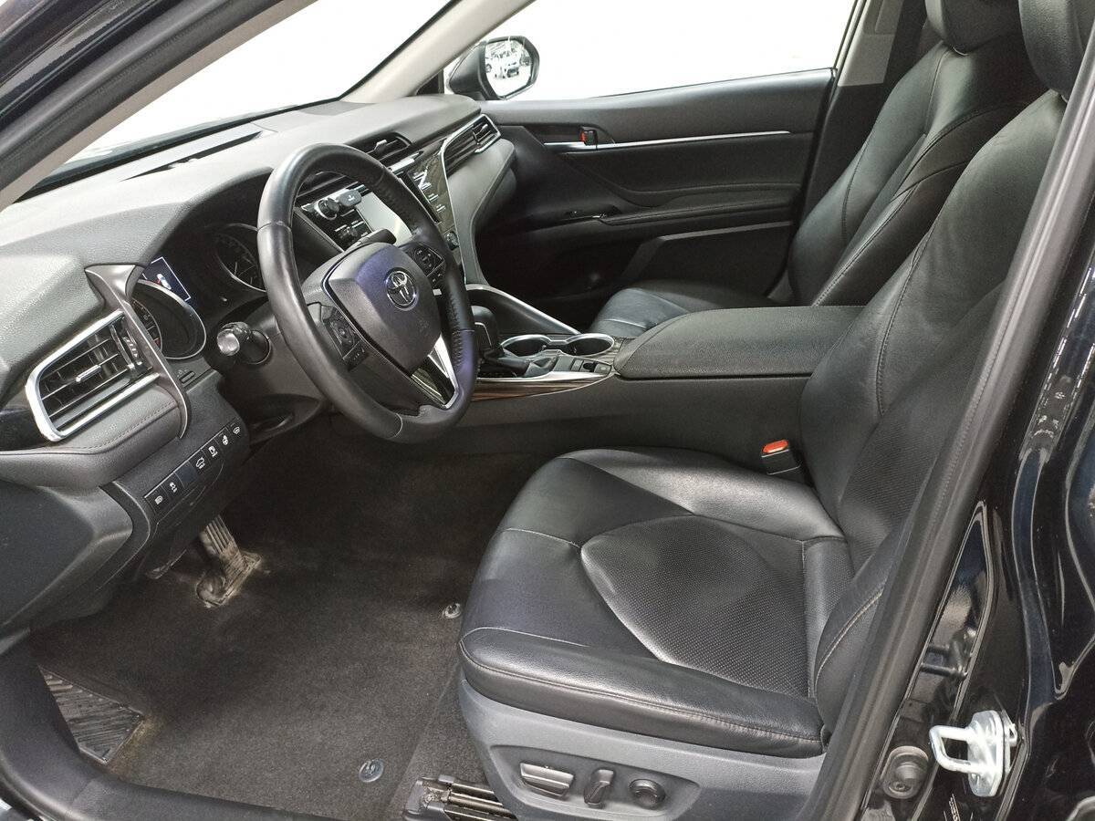 Купить Toyota Camry с пробегом. Фото: #15