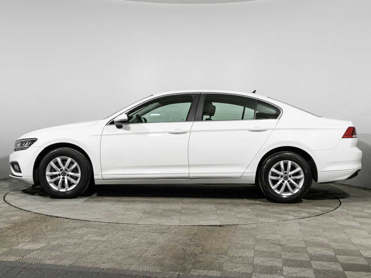 Купить Volkswagen Passat с пробегом. Фото: #7