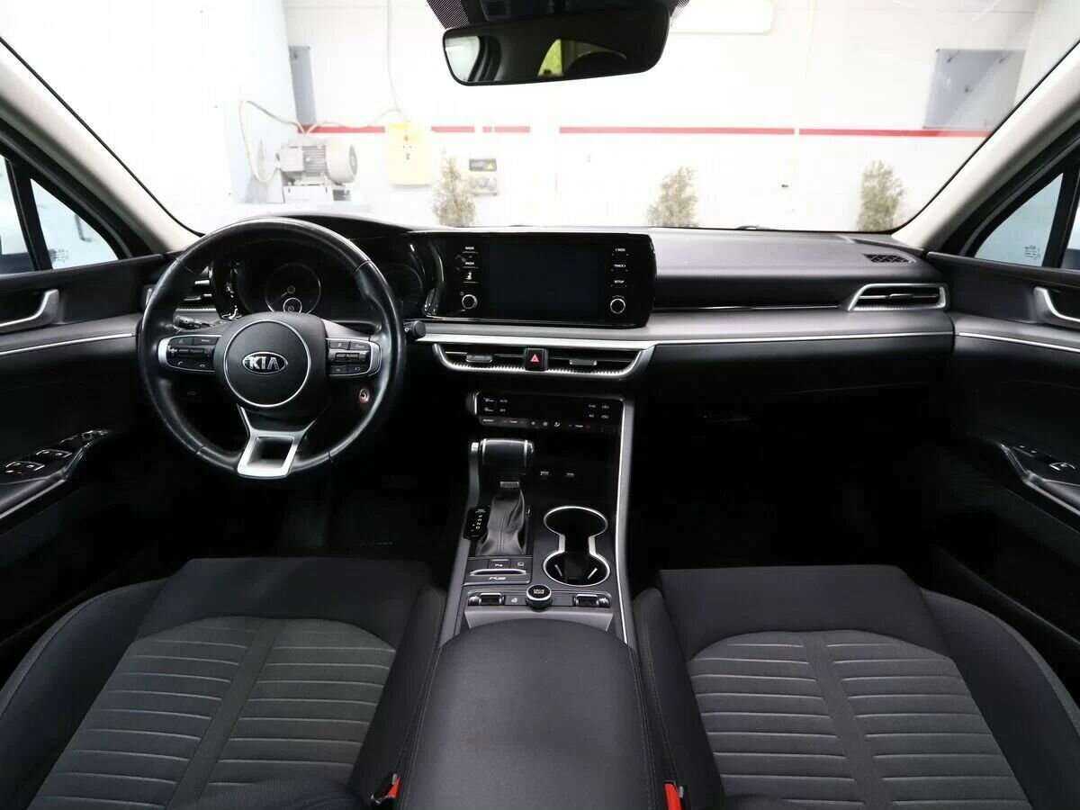 Купить Kia K5 с пробегом. Фото: #15