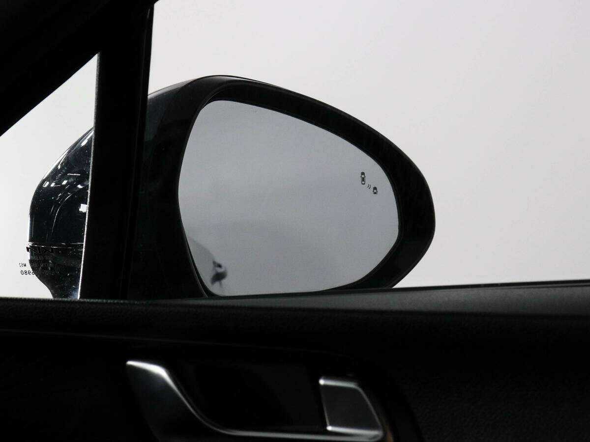 Купить Kia K5 с пробегом. Фото: #13