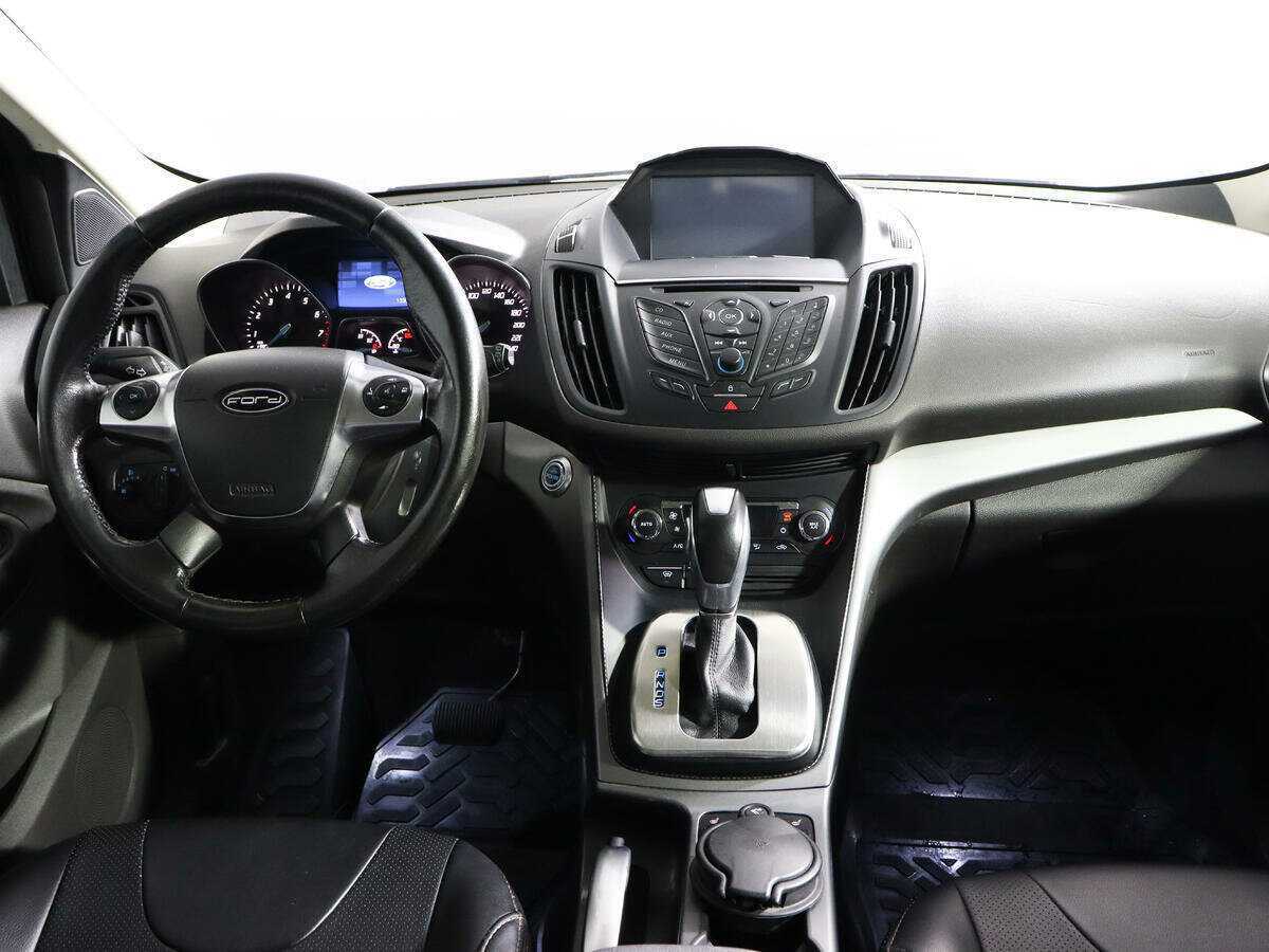 Купить Ford Kuga с пробегом. Фото: #11