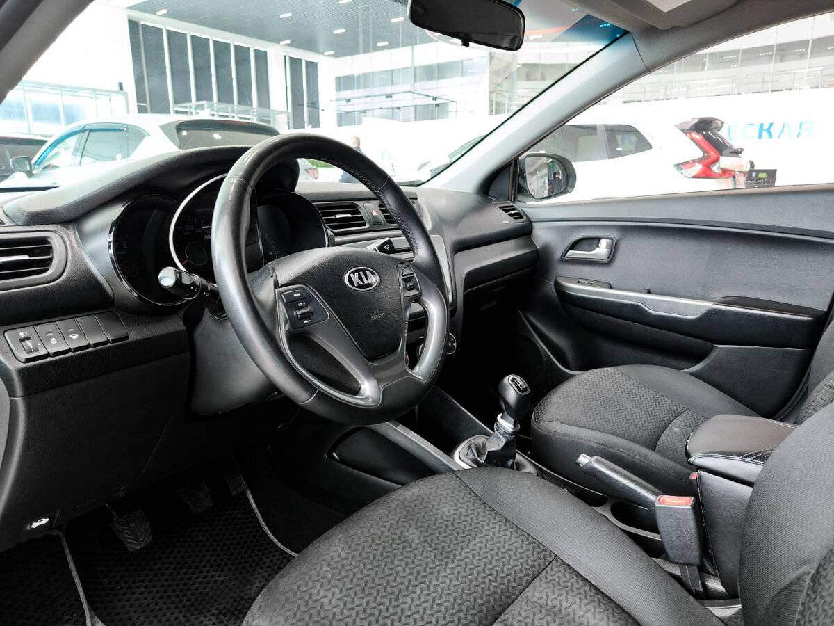Купить Kia Rio с пробегом. Фото: #15