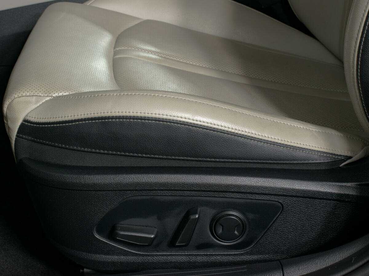 Купить Kia K5 с пробегом. Фото: #14