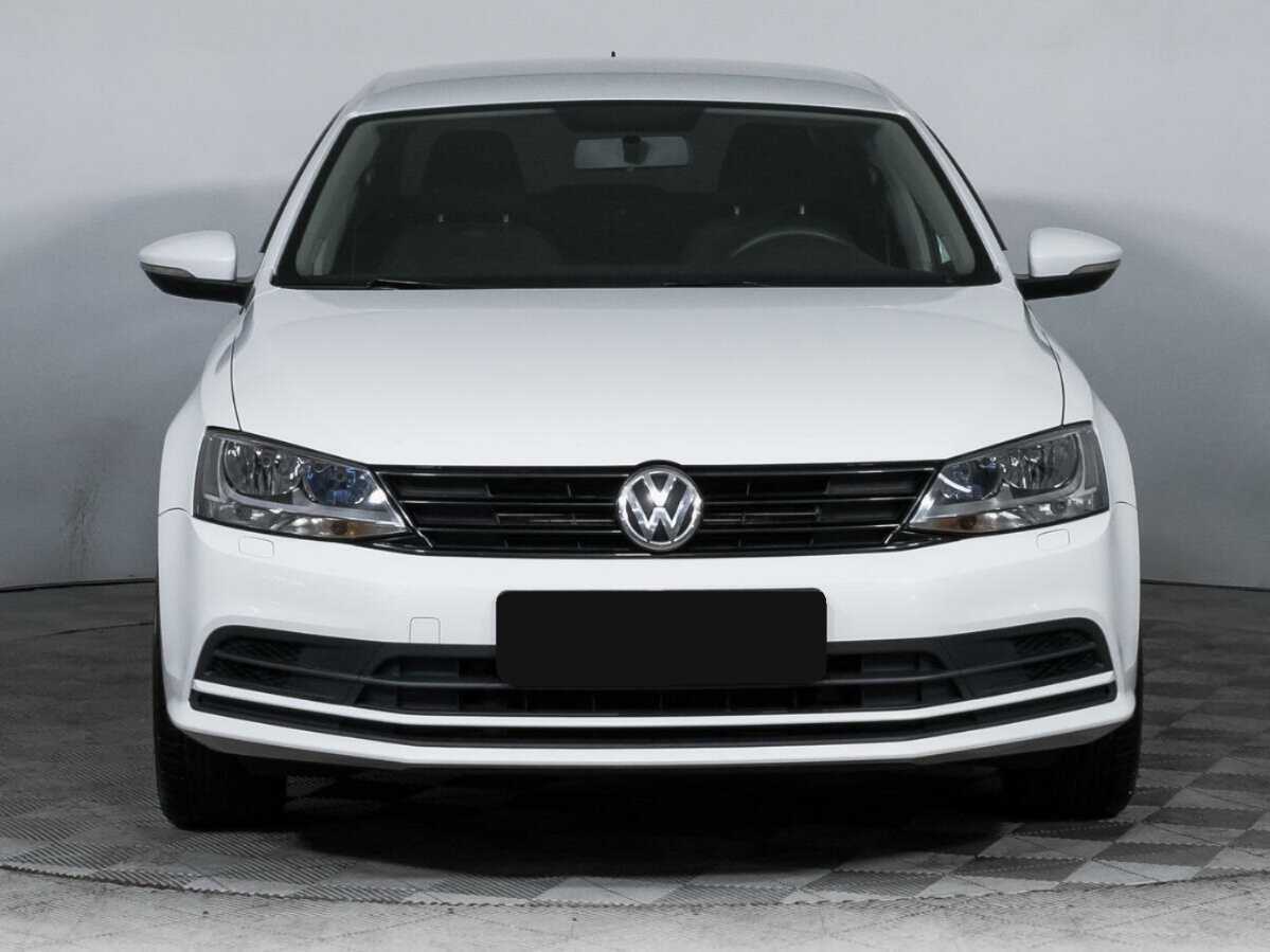 Купить Volkswagen Jetta с пробегом. Фото: #1
