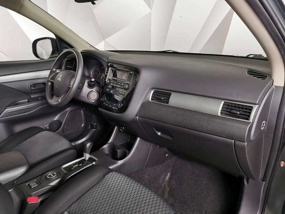 Купить Mitsubishi Outlander с пробегом. Фото: #8