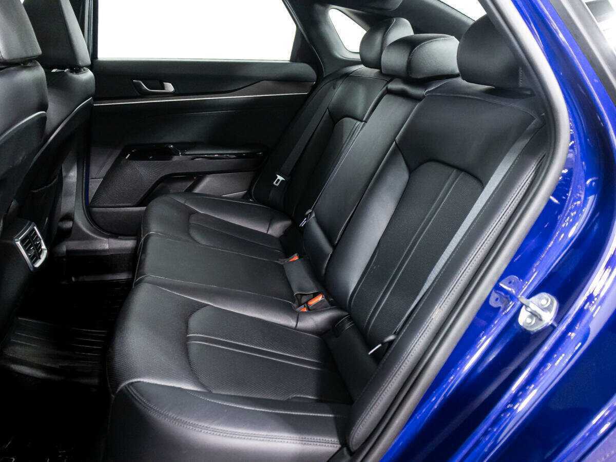 Купить Kia K5 с пробегом. Фото: #9