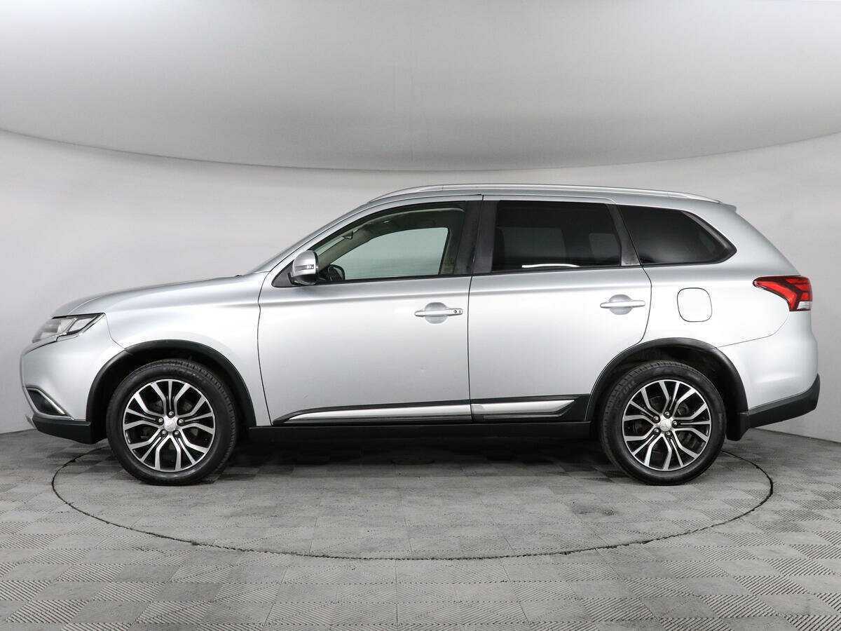 Купить Mitsubishi Outlander с пробегом. Фото: #7
