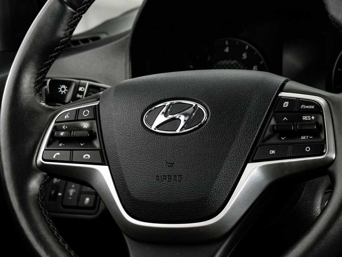 Купить Hyundai Solaris с пробегом. Фото: #10