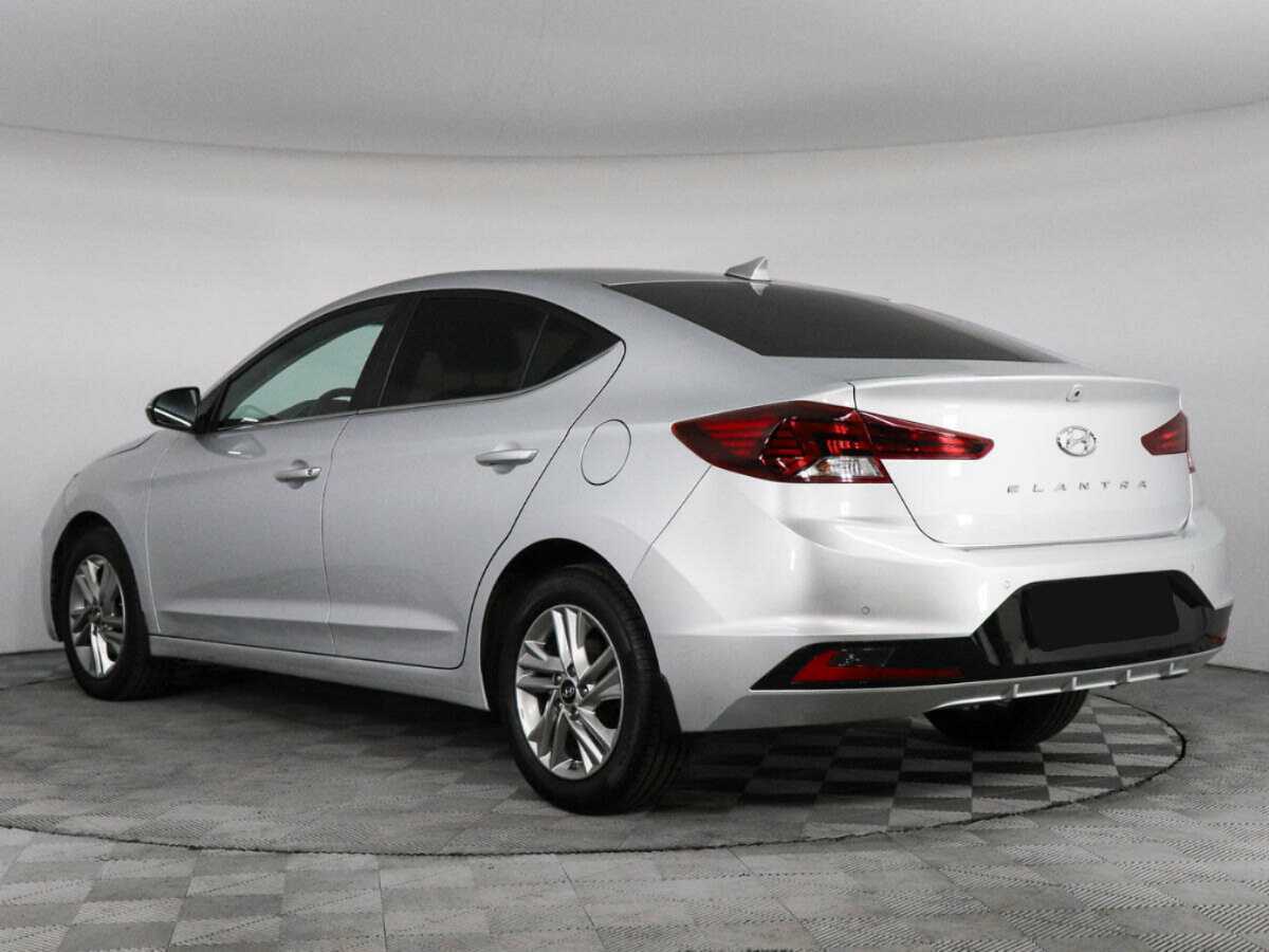 Купить Hyundai Elantra с пробегом. Фото: #6