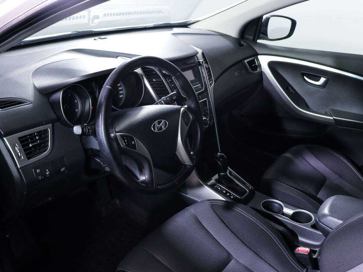 Купить Hyundai i30 с пробегом. Фото: #11