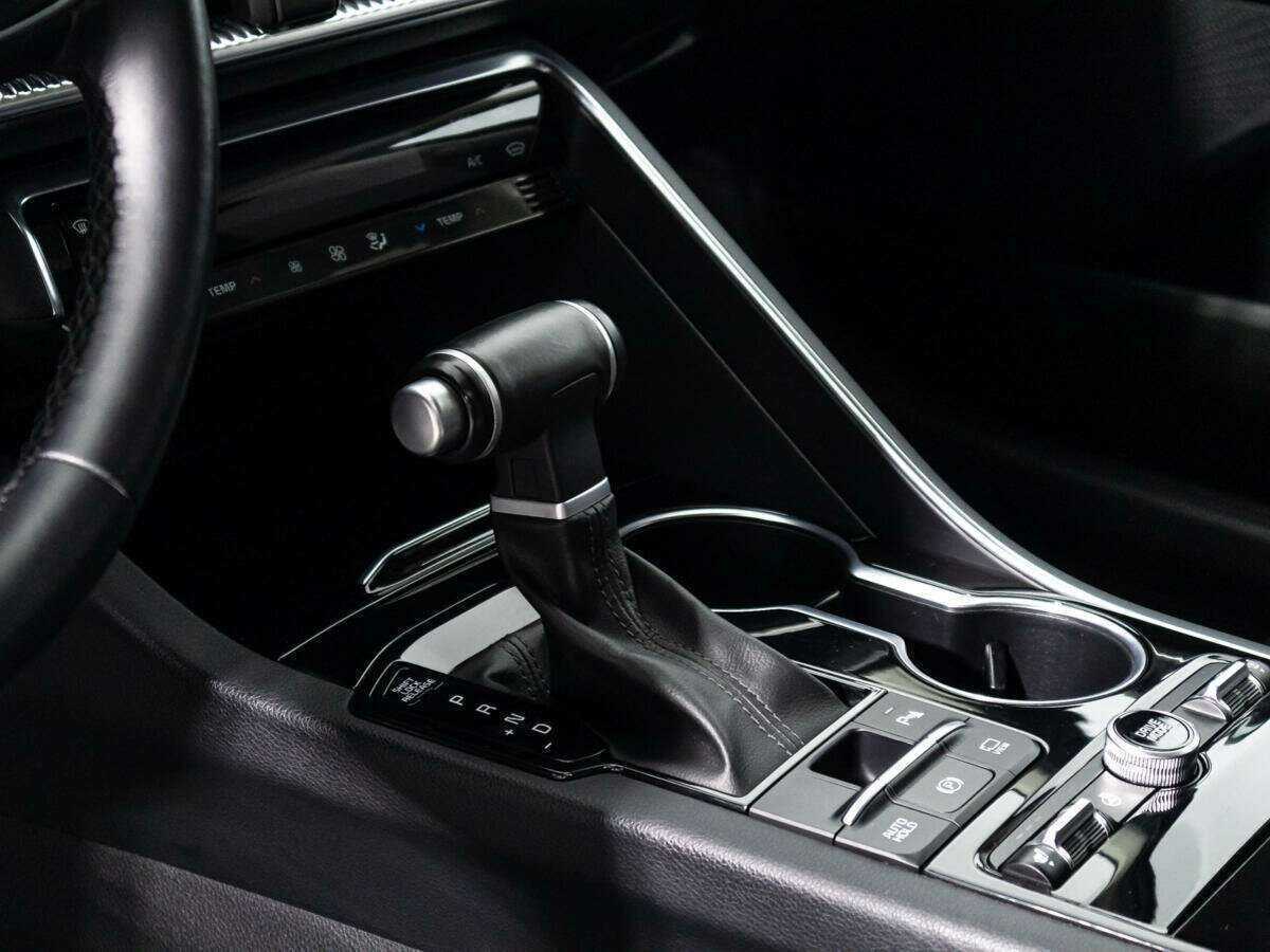 Купить Kia K5 с пробегом. Фото: #17