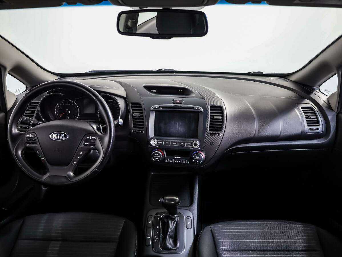 Купить Kia Cerato с пробегом. Фото: #8