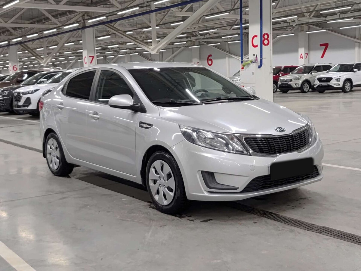Купить Kia Rio с пробегом. Фото: #2