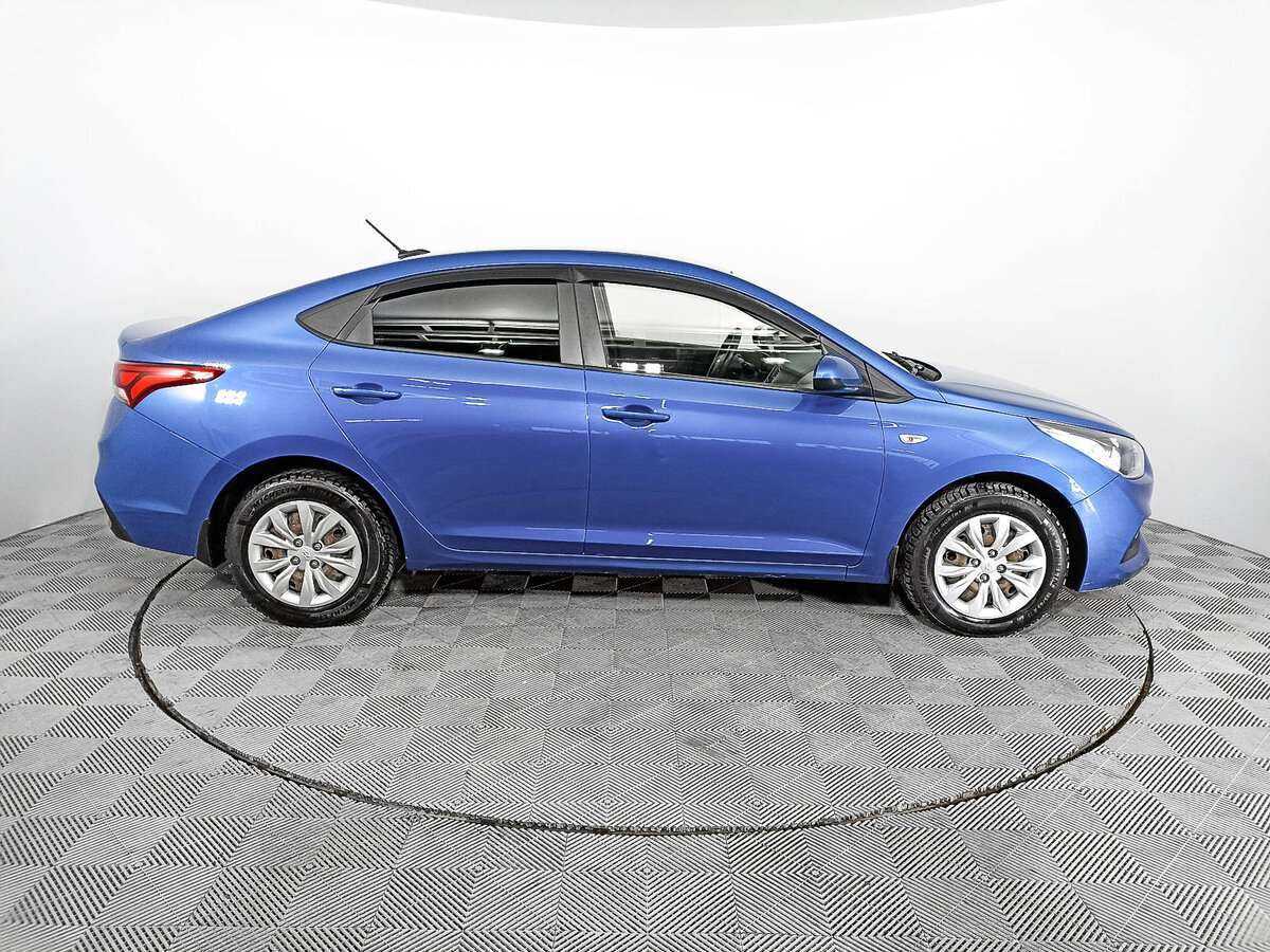 Купить Hyundai Solaris с пробегом. Фото: #3