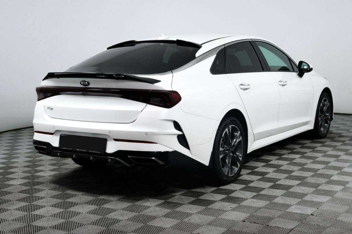 Купить Kia K5 с пробегом. Фото: #3