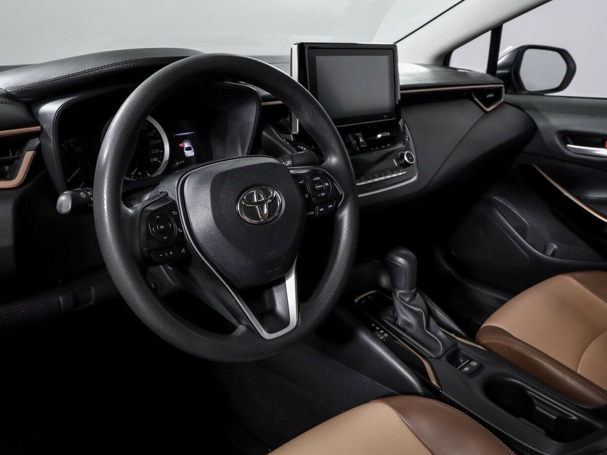 Купить Toyota Corolla с пробегом. Фото: #10