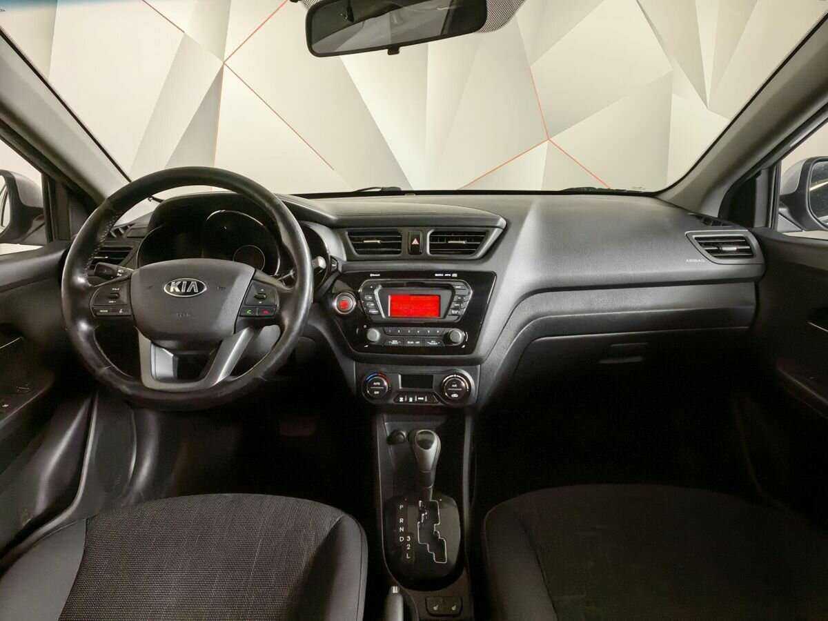 Купить Kia Rio с пробегом. Фото: #4