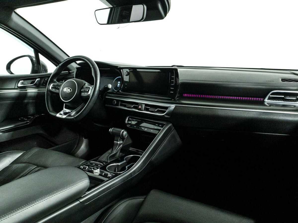 Купить Kia K5 с пробегом. Фото: #8