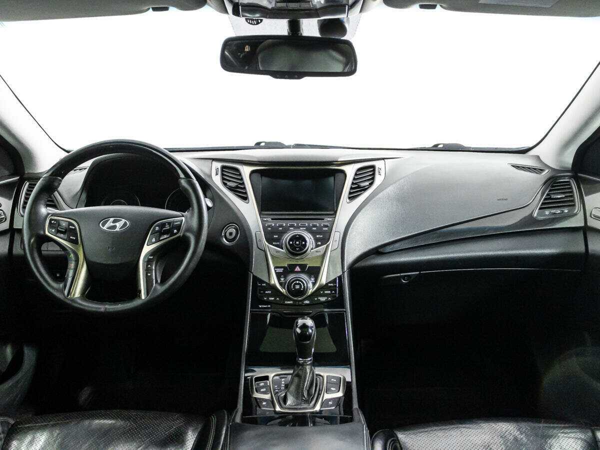 Купить Hyundai Grandeur с пробегом. Фото: #12