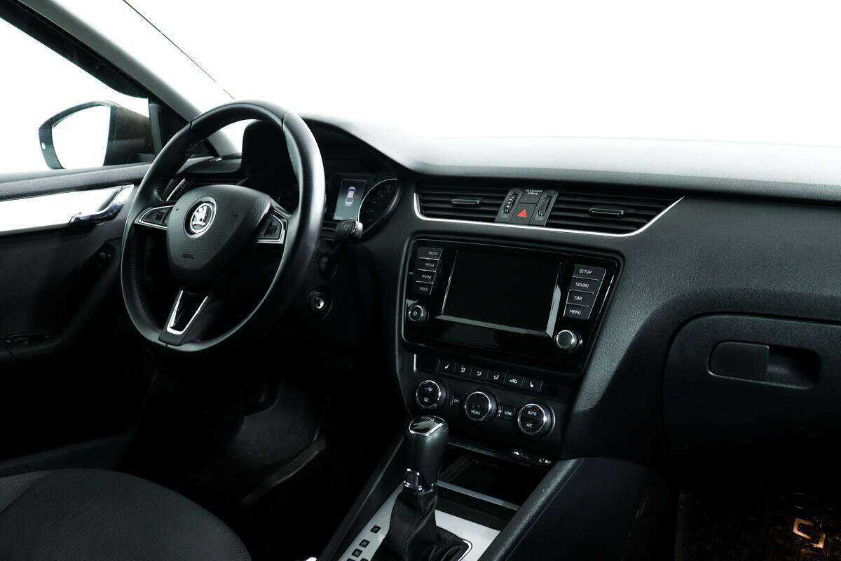 Купить Skoda Octavia с пробегом. Фото: #8