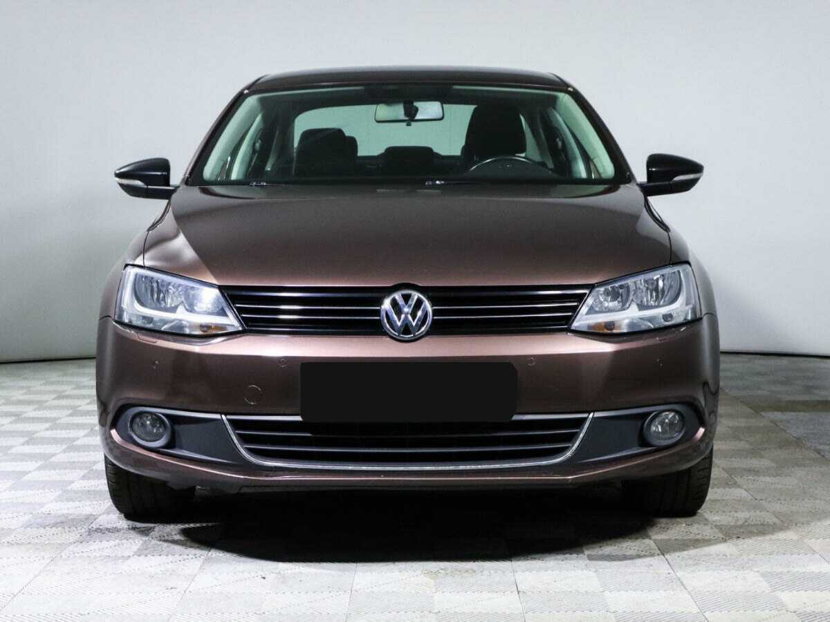 Купить Volkswagen Jetta с пробегом. Фото: #1