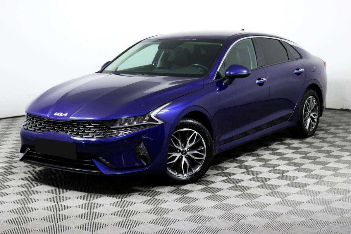 Купить Kia K5 с пробегом. Посмотреть фото