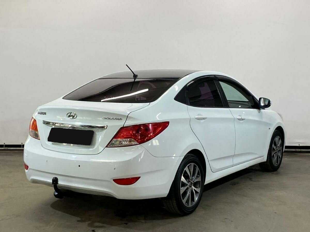 Купить Hyundai Solaris с пробегом. Фото: #4