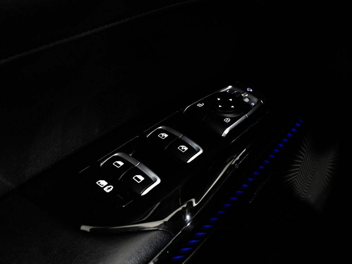 Купить Kia K5 с пробегом. Фото: #17