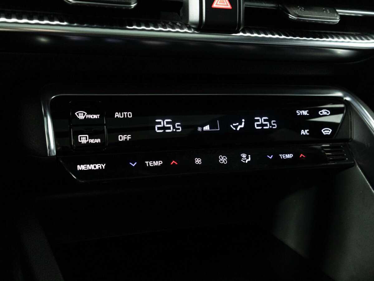 Купить Kia K5 с пробегом. Фото: #24