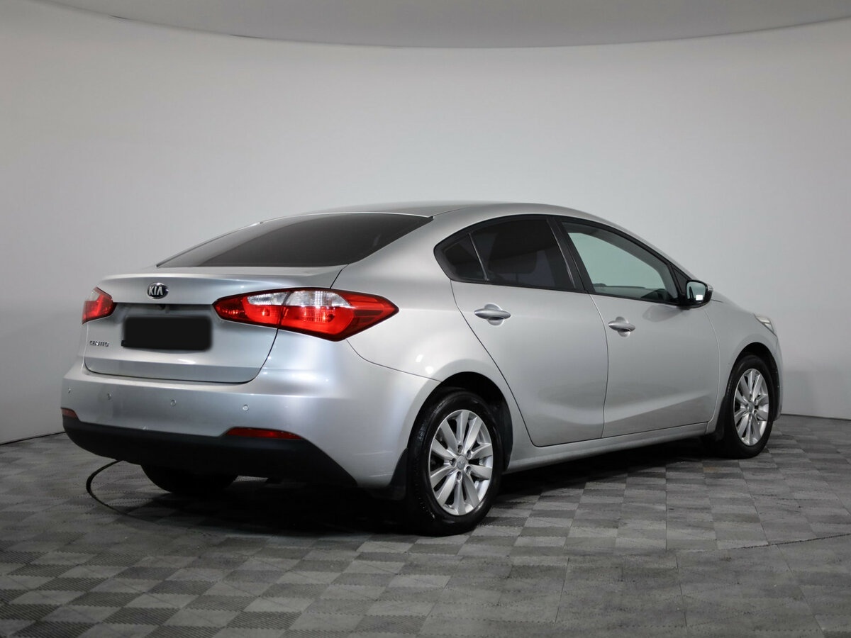 Купить Kia Cerato с пробегом. Фото: #4