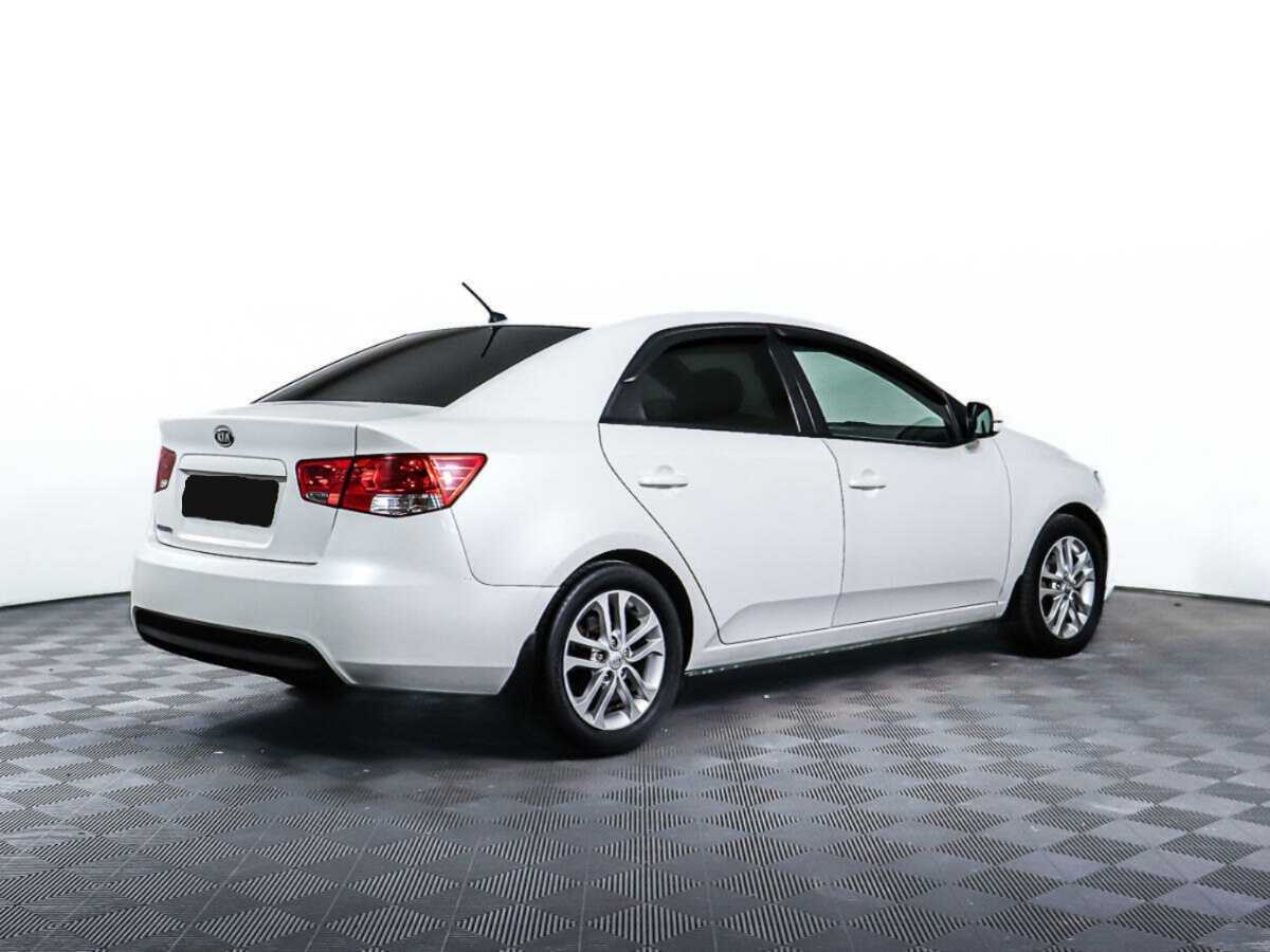 Купить Kia Cerato с пробегом. Фото: #4