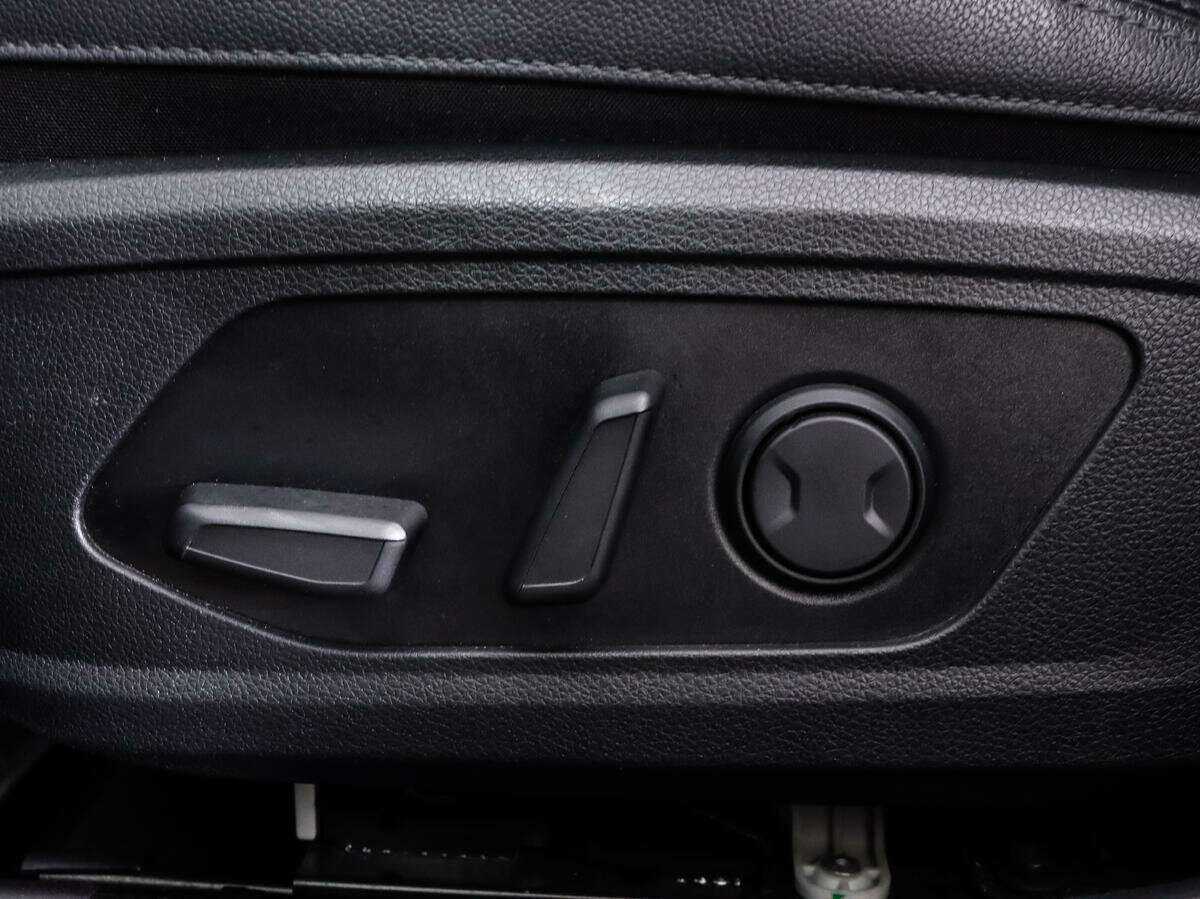 Купить Kia K5 с пробегом. Фото: #18