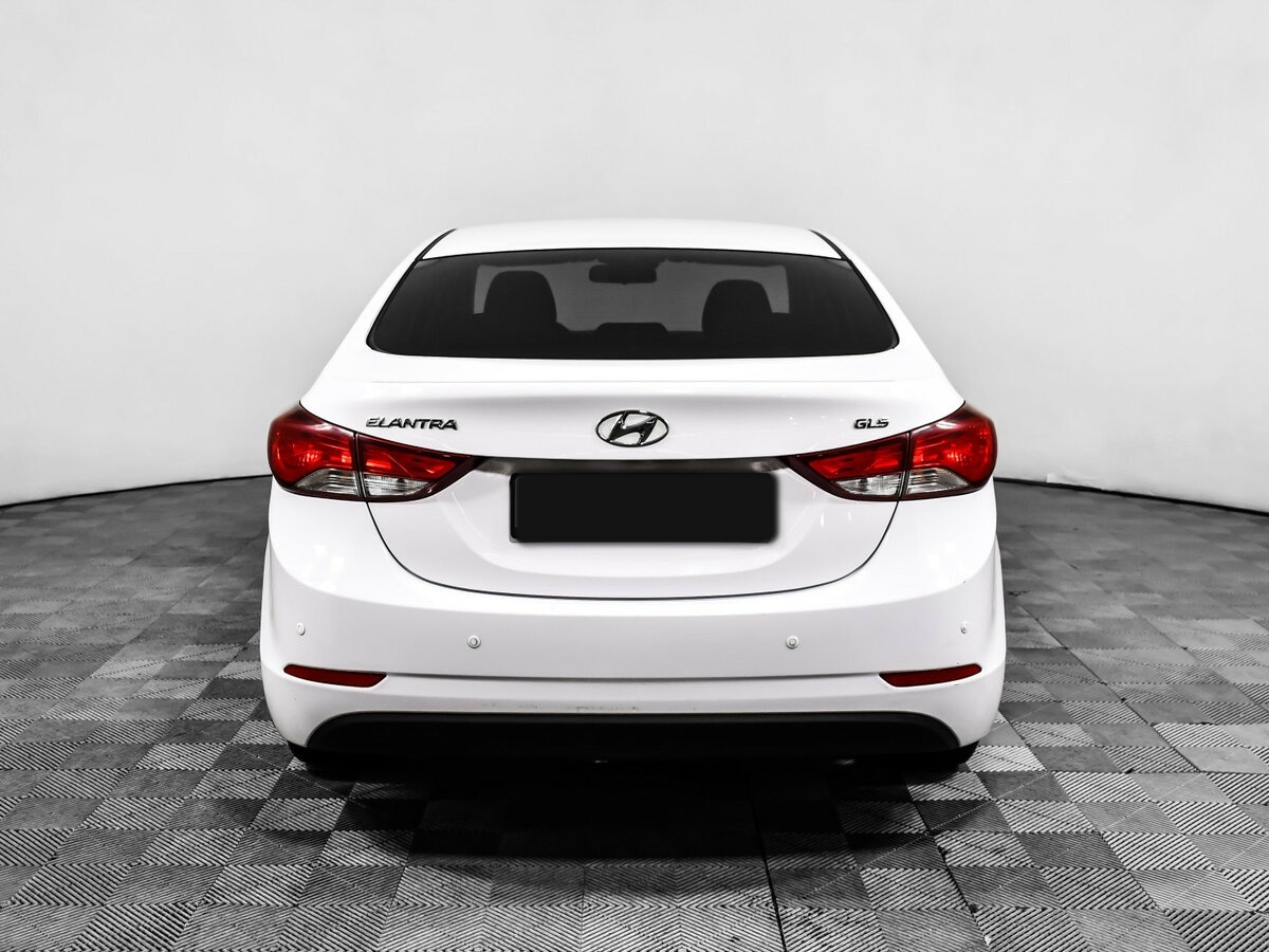 Купить Hyundai Elantra с пробегом. Фото: #5