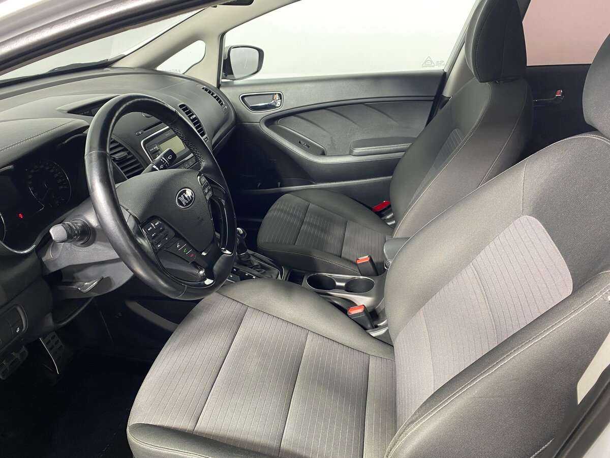 Купить Kia Cerato с пробегом. Фото: #10
