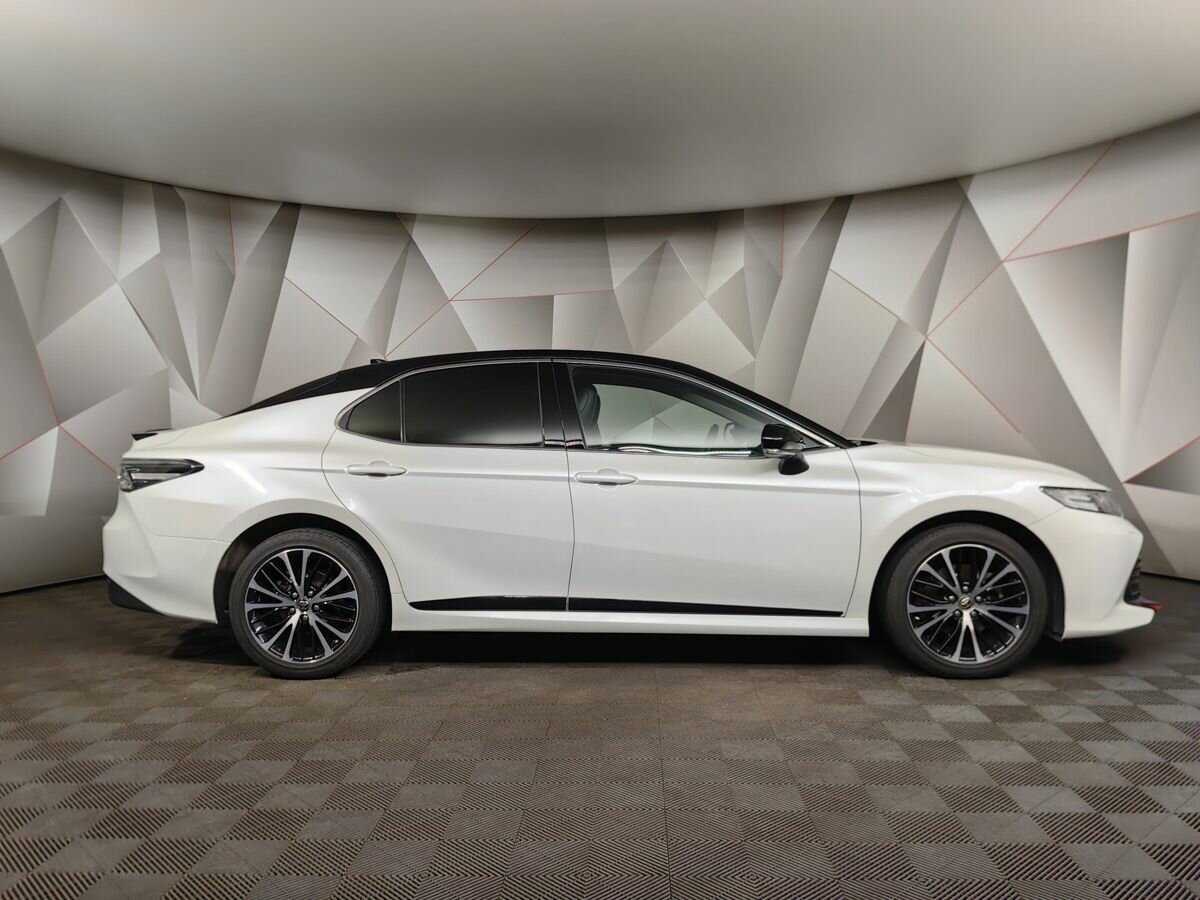 Купить Toyota Camry с пробегом. Фото: #5