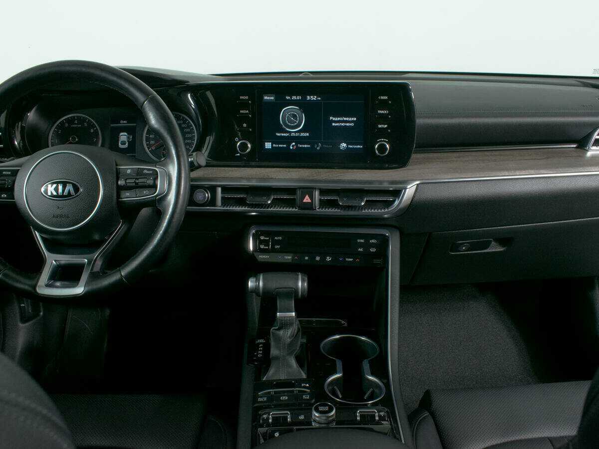 Купить Kia K5 с пробегом. Фото: #10