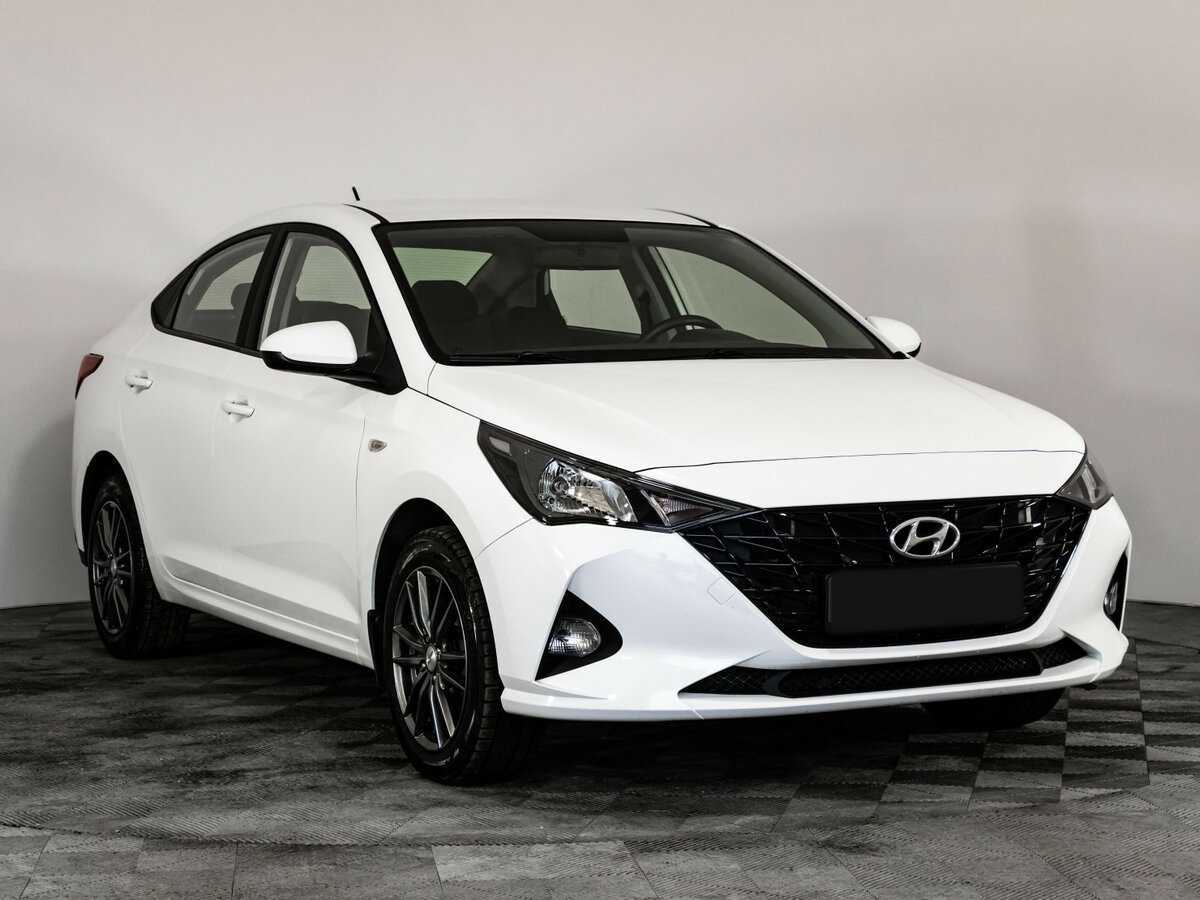 Купить Hyundai Solaris с пробегом. Фото: #2
