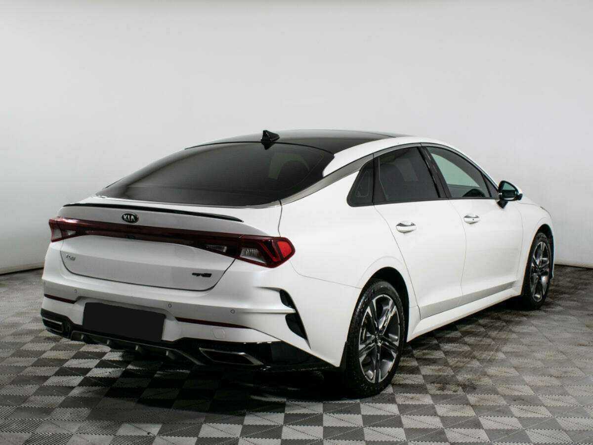 Купить Kia K5 с пробегом. Фото: #2