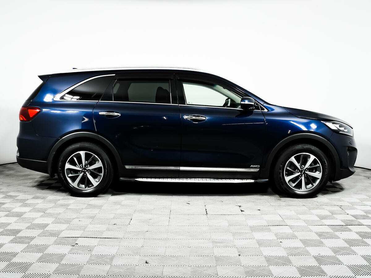 Купить Kia Sorento с пробегом. Фото: #3